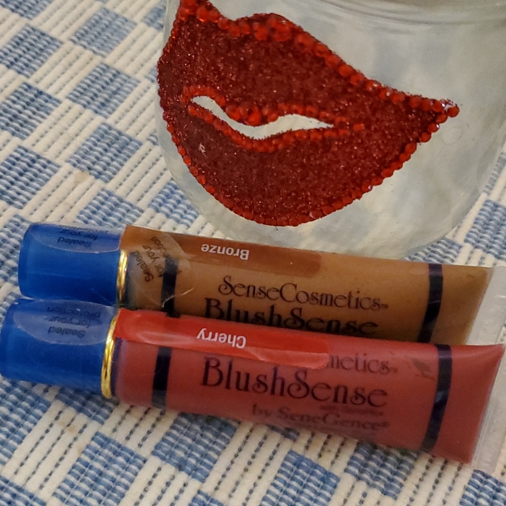 Cream BLUSH